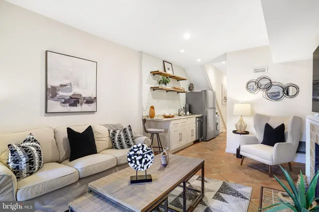 $1,295,000 | 745 10th Street Southeast, Washington, DC 20003