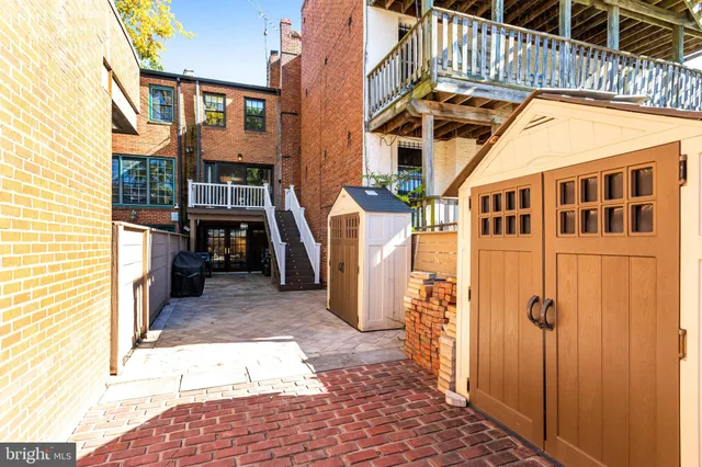 $1,295,000 | 745 10th Street Southeast, Washington, DC 20003