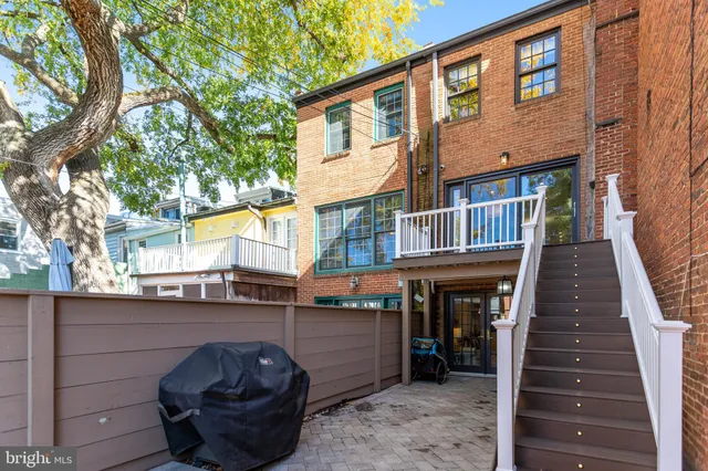 $1,295,000 | 745 10th Street Southeast, Washington, DC 20003