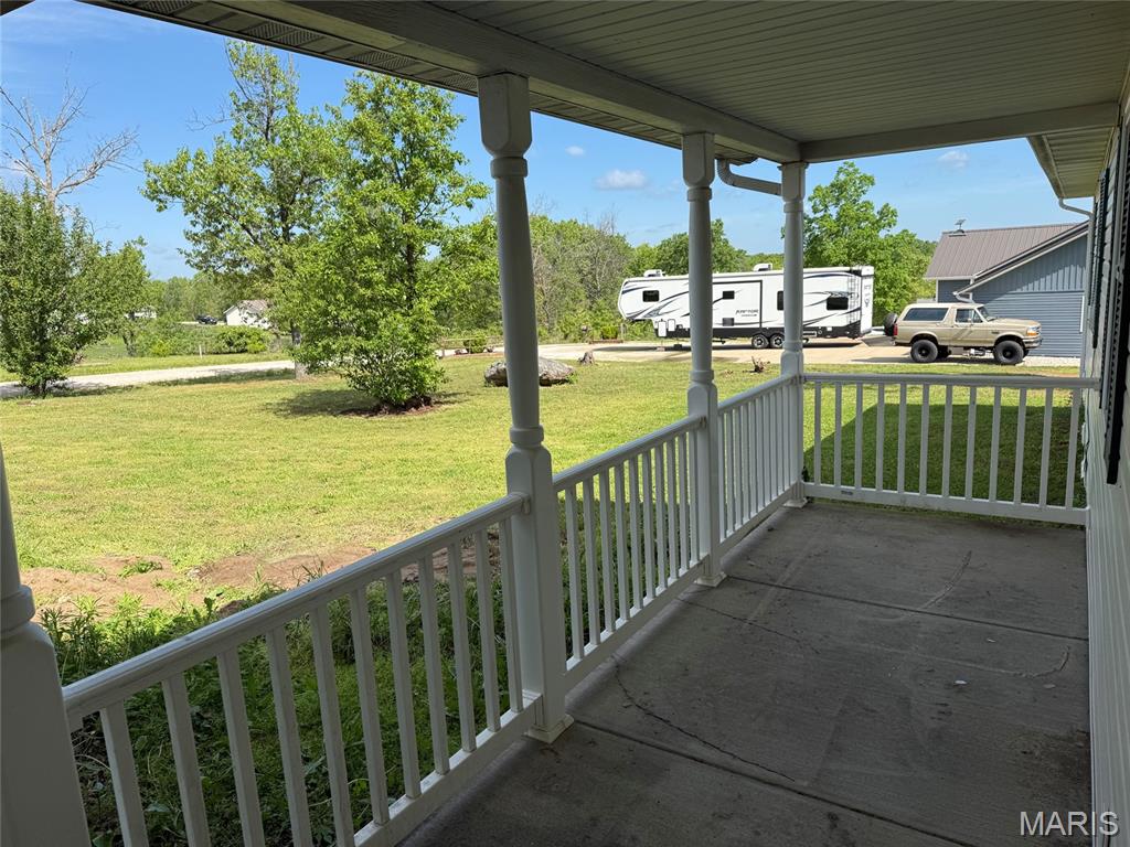 23863 Raspberry Lane Waynesville, MO 65583 - Photo 3 of 21