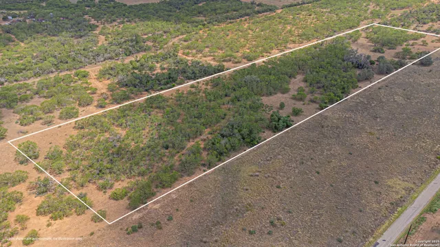 a view of a floor plan