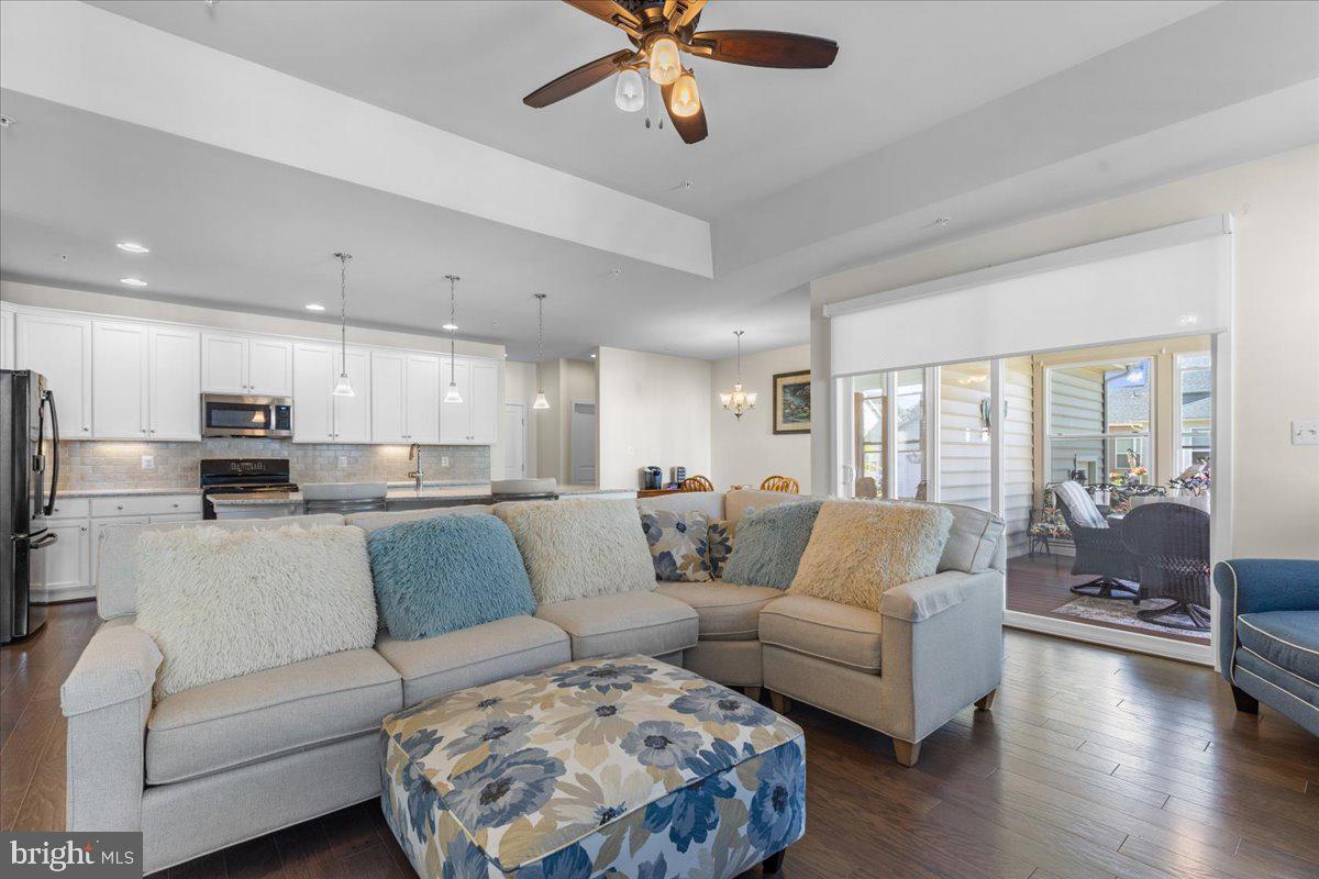 13904 Ensign Road Solomons, MD 20688 - Photo 13 of 42 living room