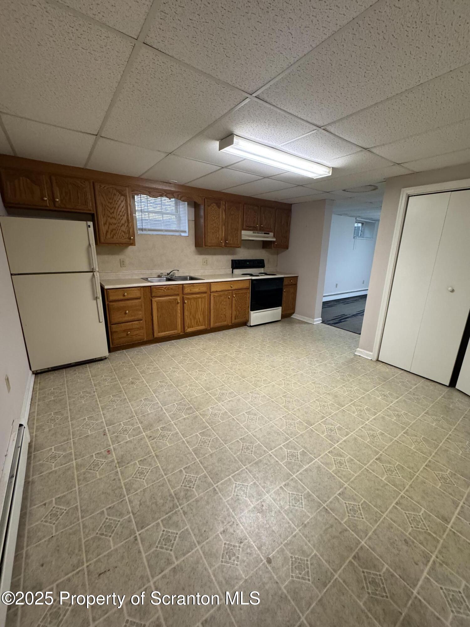 622 Terrace Street, Unit B Dunmore, PA 18512 - Photo 2 of 15 a view of a livingroom with furniture