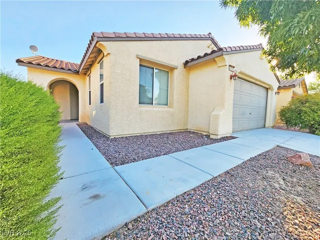 $1,935 | 5434 Cansano Street, Pahrump, NV 89061