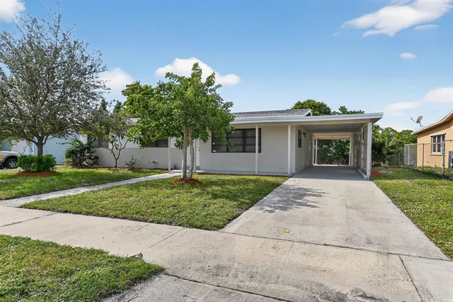 $424,990 | 115 North 11th Street, Lantana, FL 33462