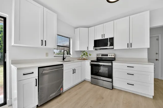 $424,990 | 115 North 11th Street, Lantana, FL 33462