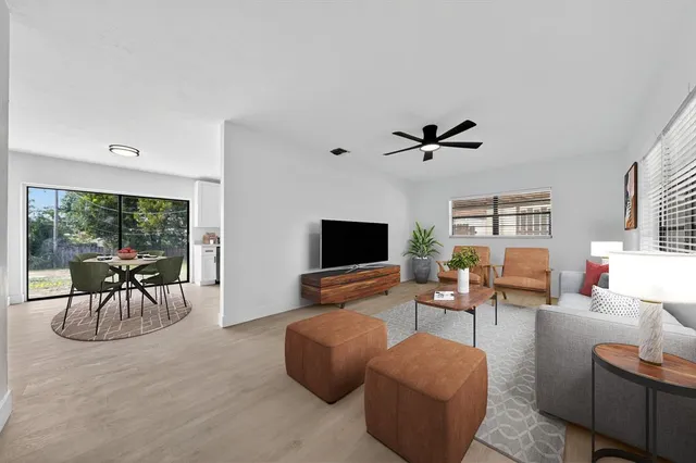 $424,990 | 115 North 11th Street, Lantana, FL 33462