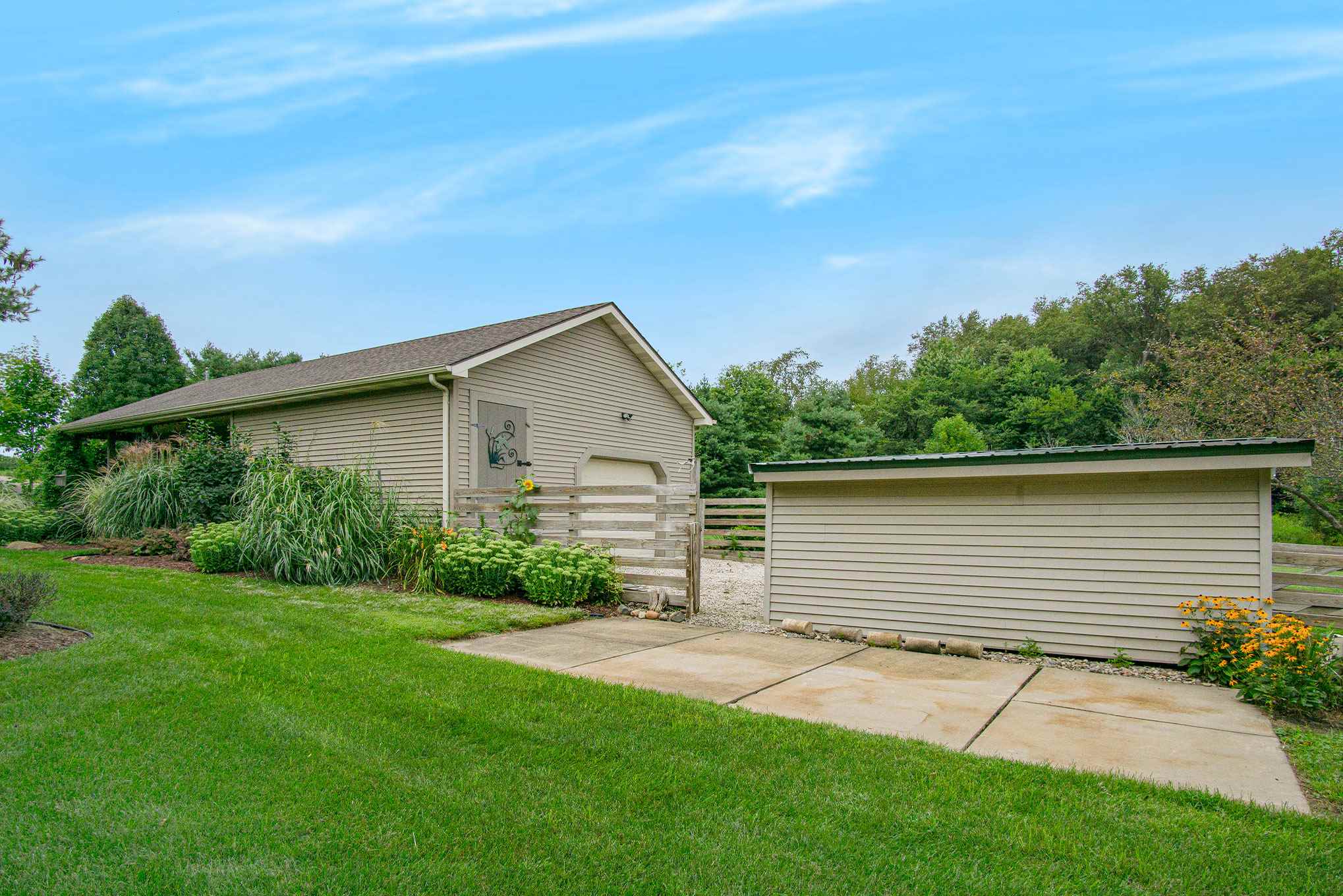 65330 Miami Road Bremen, IN 46506 - Photo 4 of 36