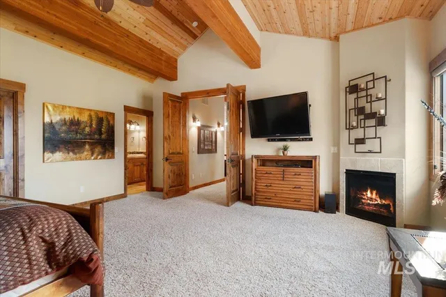 $2,995,000 | 516 White Water Drive, Donnelly, ID 83615