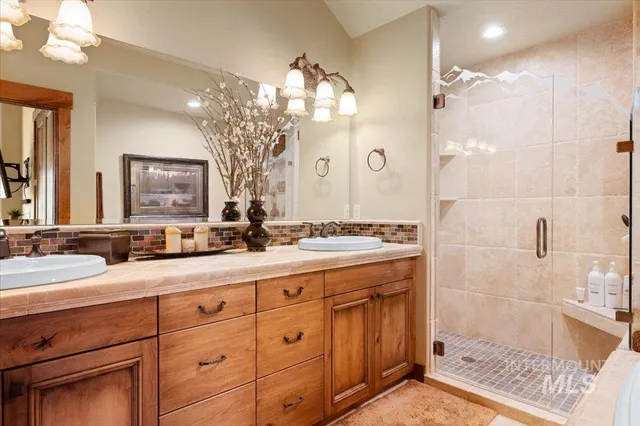 $2,995,000 | 516 White Water Drive, Donnelly, ID 83615