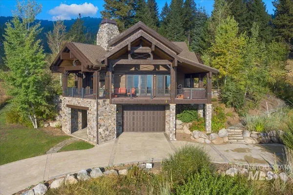 $2,995,000 | 516 White Water Drive, Donnelly, ID 83615