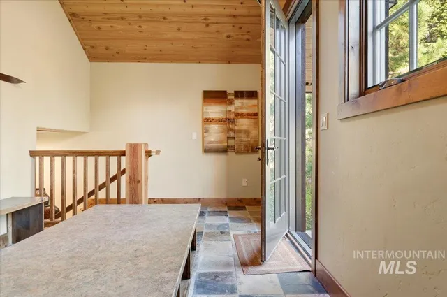 $2,995,000 | 516 White Water Drive, Donnelly, ID 83615