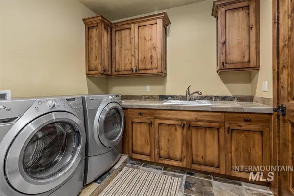 $2,995,000 | 516 White Water Drive, Donnelly, ID 83615