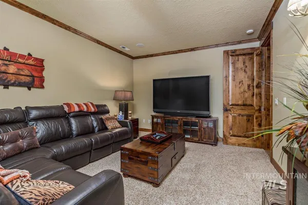 $2,995,000 | 516 White Water Drive, Donnelly, ID 83615