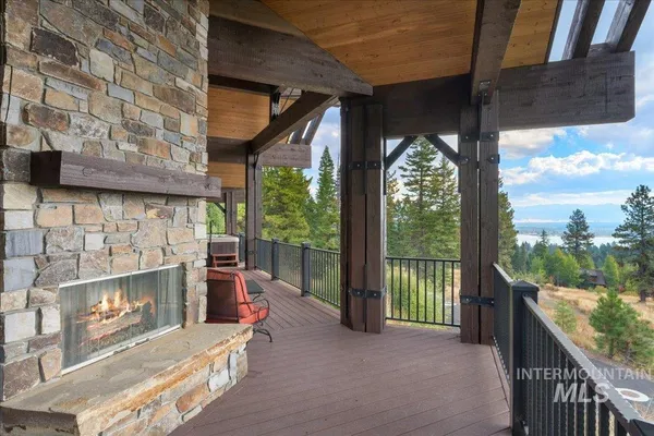 $2,995,000 | 516 White Water Drive, Donnelly, ID 83615