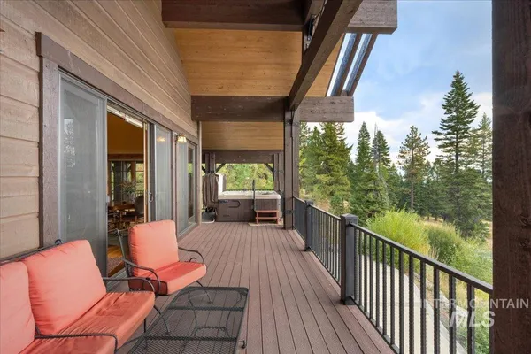 $2,995,000 | 516 White Water Drive, Donnelly, ID 83615