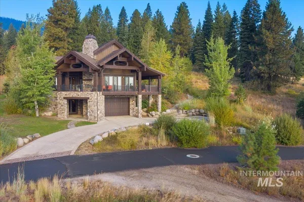 $2,995,000 | 516 White Water Drive, Donnelly, ID 83615