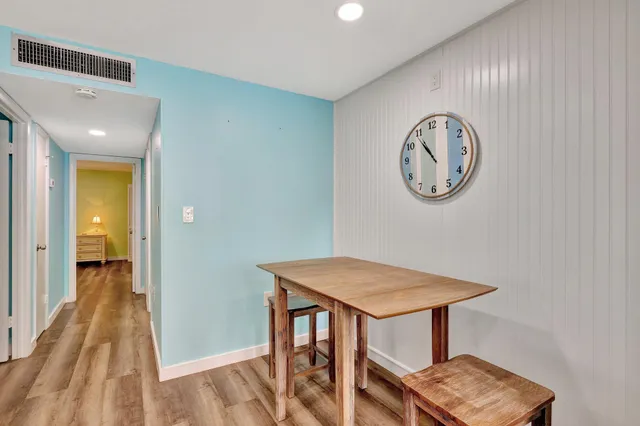 a view of a hallway with elevator