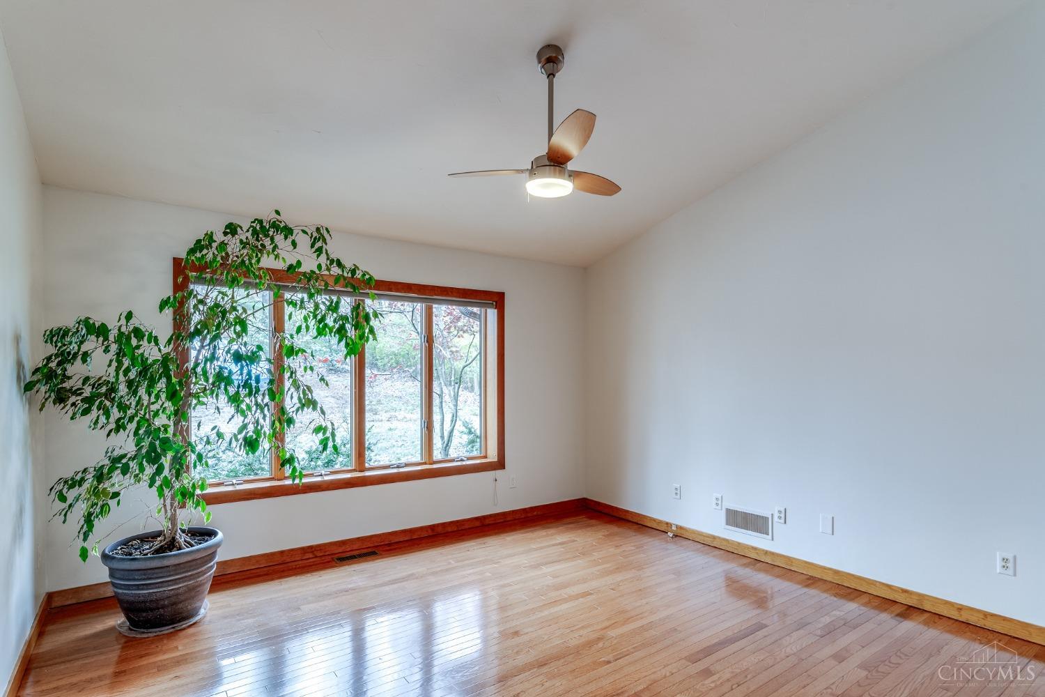 25 Locust Hill Road Cincinnati, OH 45245 - Photo 24 of 51 Gallery Image 24