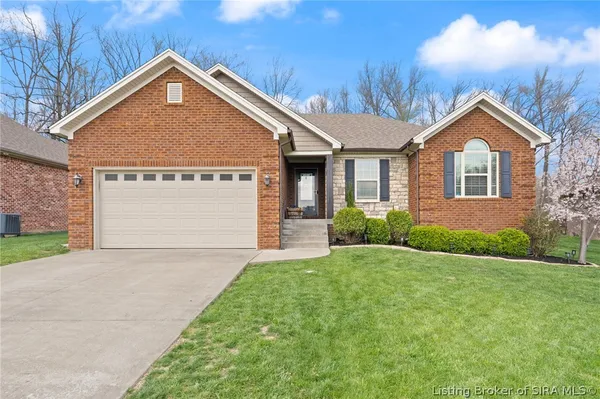 $375,000 | 10723 Elk Run Trail, Sellersburg, IN 47172