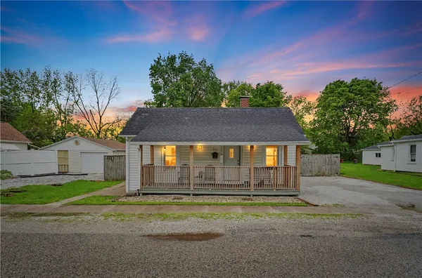 $95,000 | 202 Market Street, Westville, IL 61883