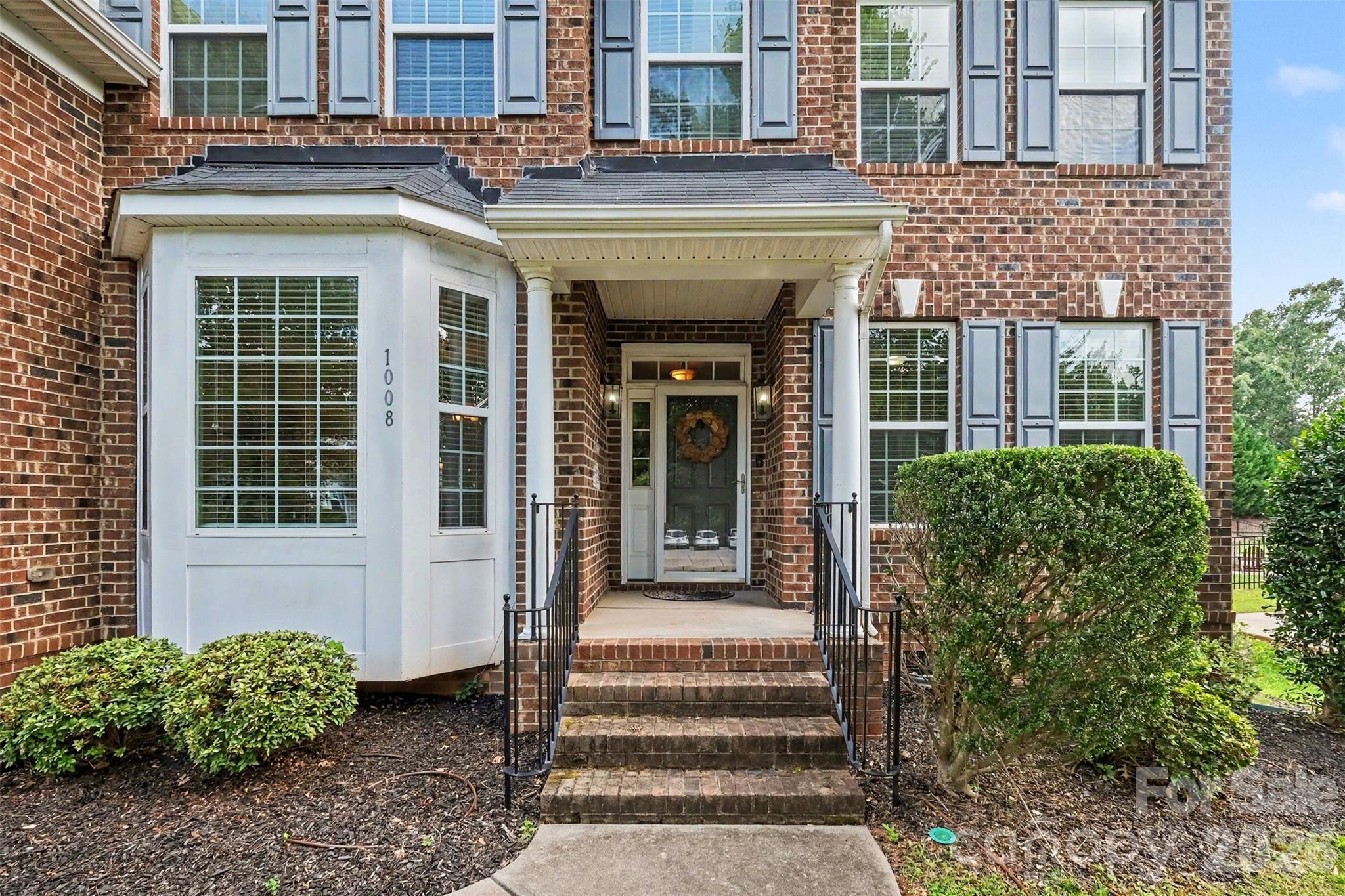 1008 Hawker Road Matthews, NC 28104 - Photo 3 of 42