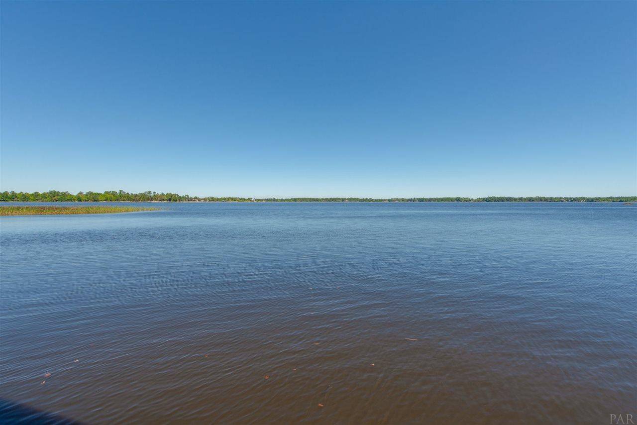 7636 Old Bay Pointe Road Milton, FL 32583 - Photo 2 of 50 Only river w/ sand floor! Clear water & many fish!
