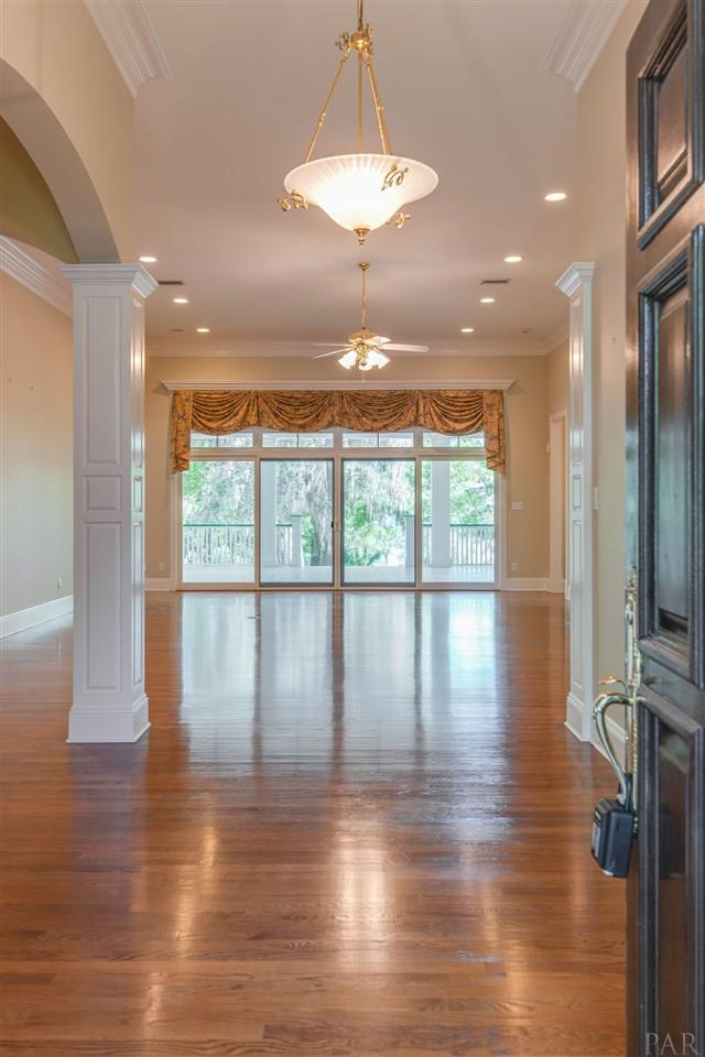 7636 Old Bay Pointe Road Milton, FL 32583 - Photo 21 of 50 Imagine your lovely furniture placed here!