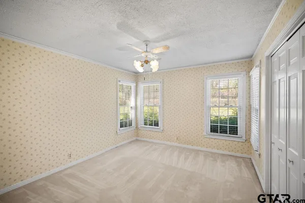 $325,000 | 2715 South Robertson Avenue, Tyler, TX 75701