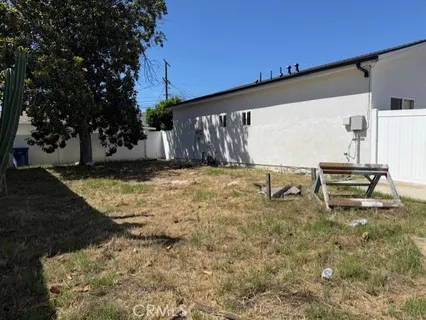$1,175,000 | 7737 Ferncola Avenue, Sun Valley, CA 91352