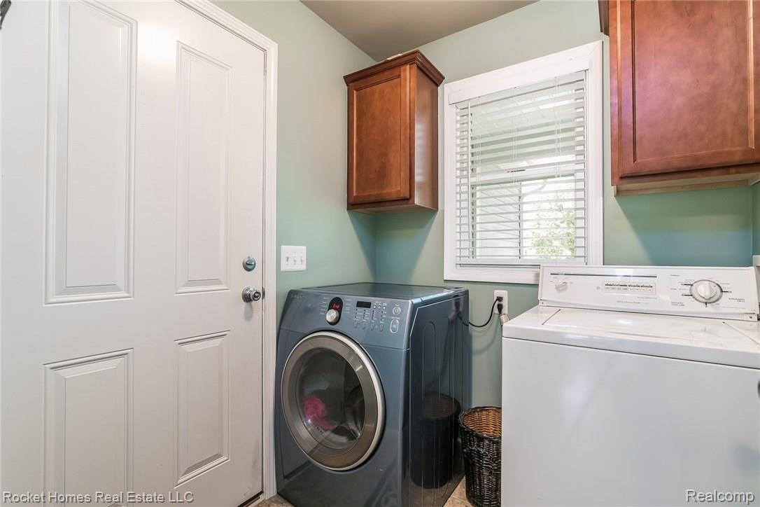 257 West Gates Street Romeo, MI 48065 - Photo 13 of 29 017-Laundry_Room-4280691-medium.jpg