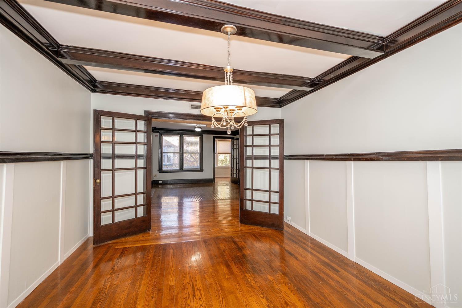 3896 Reading Road, Unit O Cincinnati, OH 45229 - Photo 8 of 62 Gallery Image 8