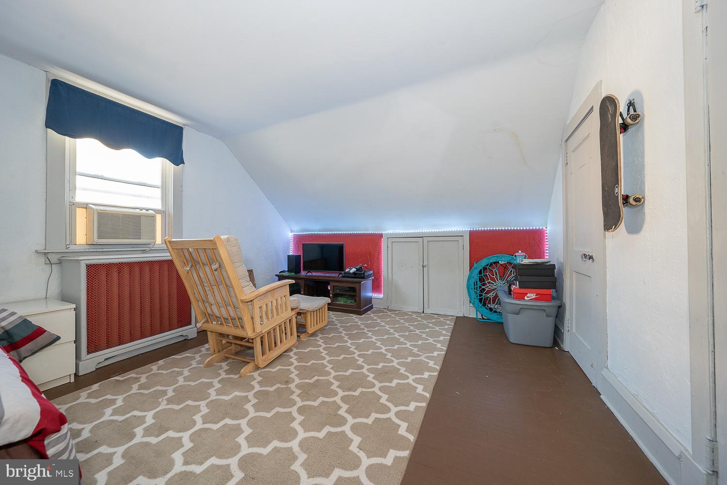 27 Greenhill Road Springfield, PA 19064 - Photo 20 of 25 Bedroom 4 (Finished Attic)