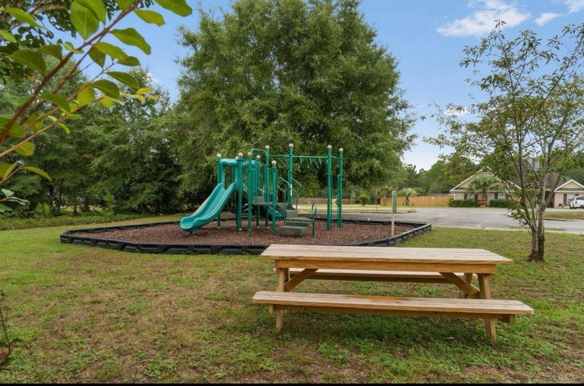5721 Marigold Loop Crestview, FL 32539 - Photo 60 of 64 5721 Marigold playground