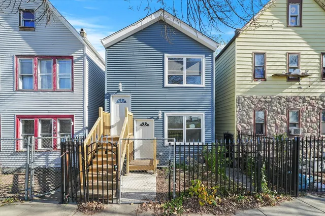 $429,000 | 2731 South Whipple Street, Chicago, IL 60623