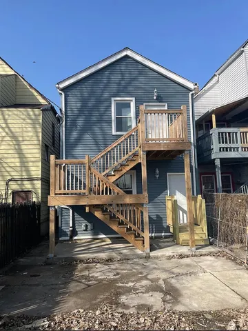 $429,000 | 2731 South Whipple Street, Chicago, IL 60623