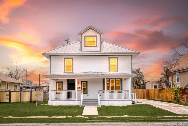 $389,000 | 1043 Steves Avenue, San Antonio, TX 78210
