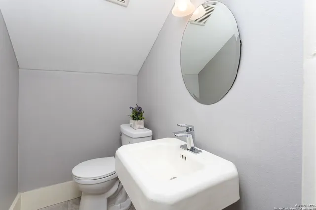 $389,000 | 1043 Steves Avenue, San Antonio, TX 78210