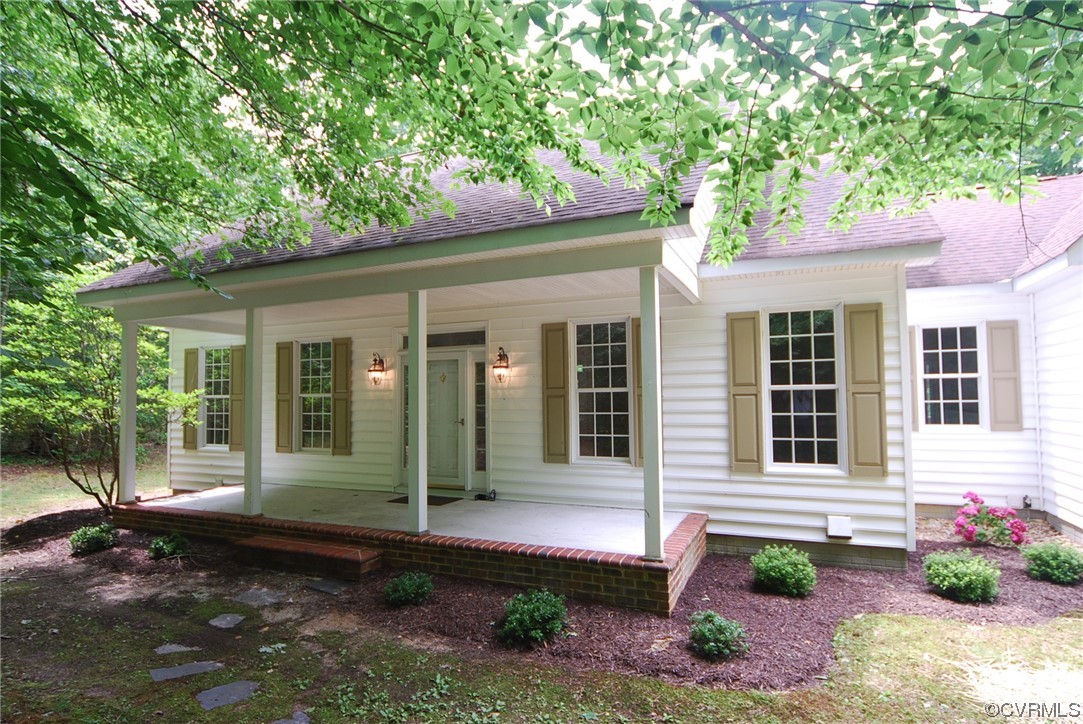 7825 Deer Run Road New Kent, VA 23124 - Photo 1 of 50 Gallery Image 1