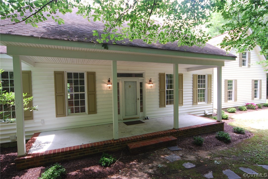 7825 Deer Run Road New Kent, VA 23124 - Photo 3 of 50 Gallery Image 3