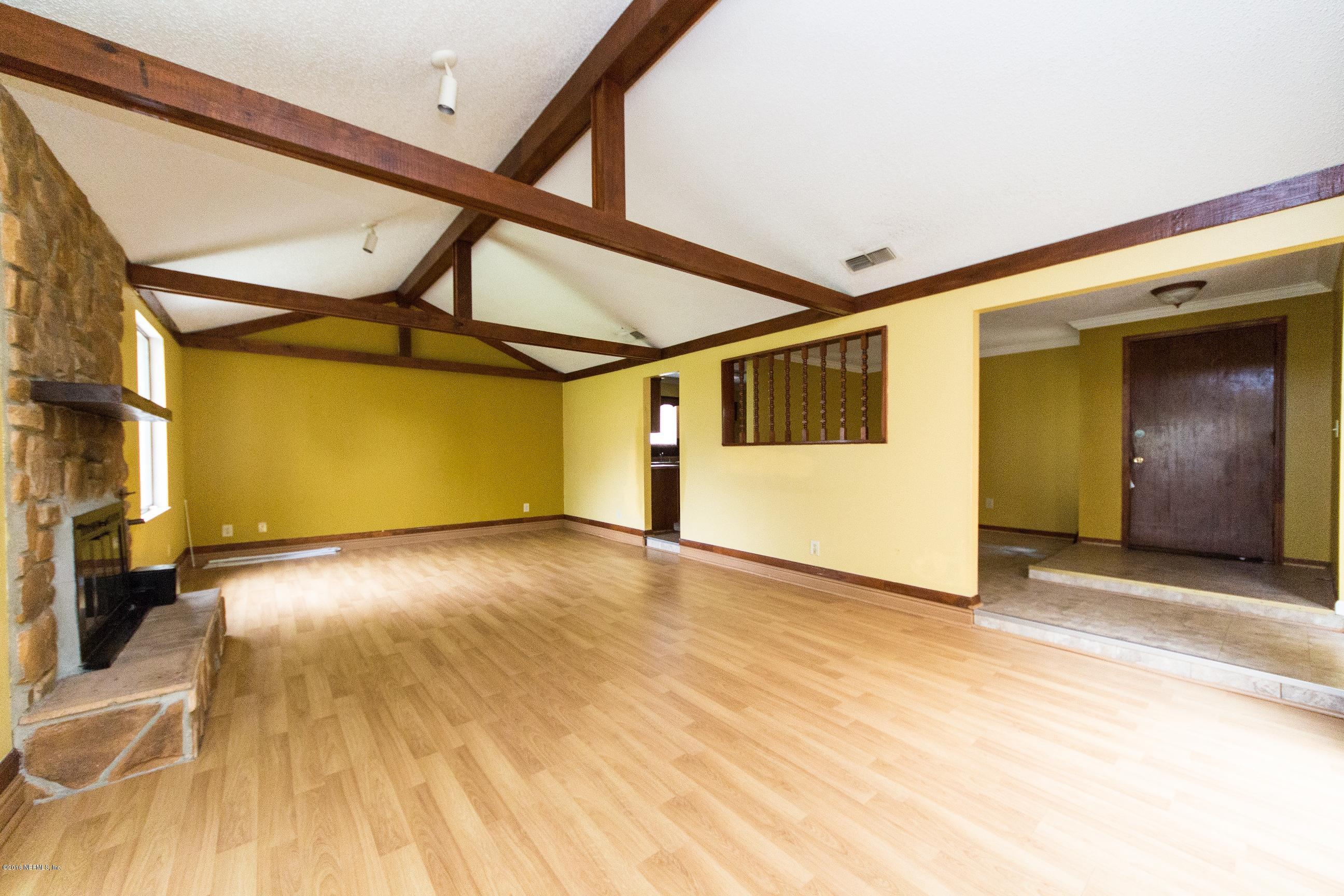 10852 Reading Road Jacksonville, FL 32257 - Photo 10 of 30 a view of an empty room