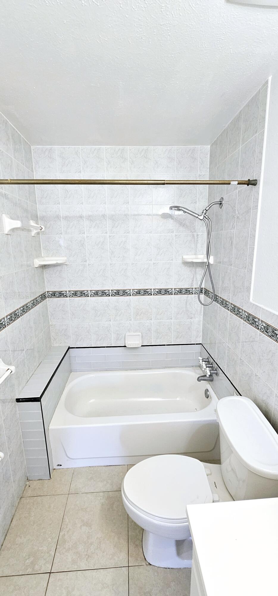 2446 Pepper Avenue Melbourne, FL 32935 - Photo 13 of 18 20240501_153122