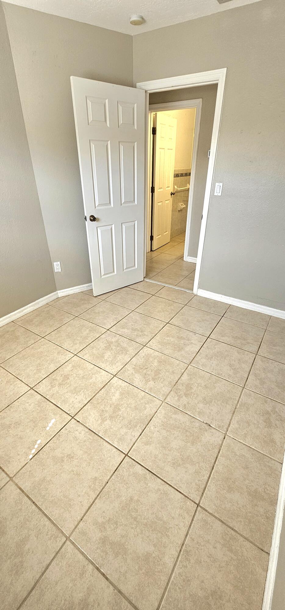 2446 Pepper Avenue Melbourne, FL 32935 - Photo 18 of 18 20240501_153319