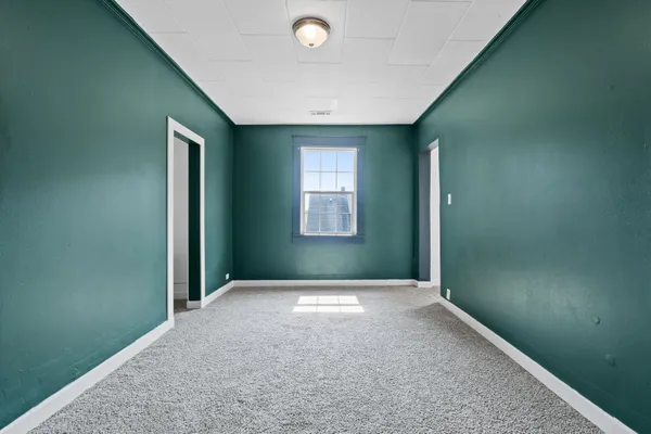 $275,000 | 242 South Broadway Street, Tekoa, WA 99033