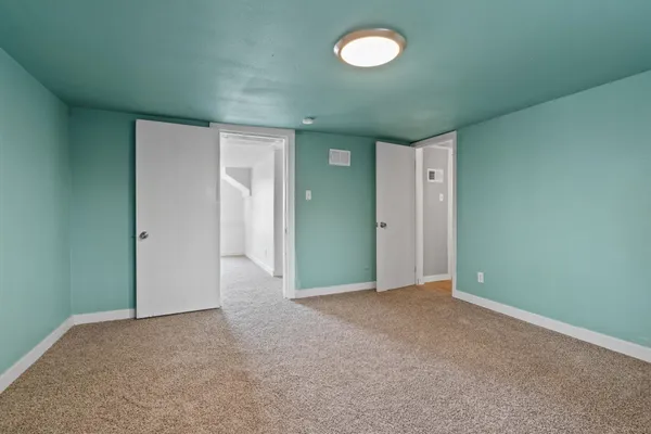 $275,000 | 242 South Broadway Street, Tekoa, WA 99033