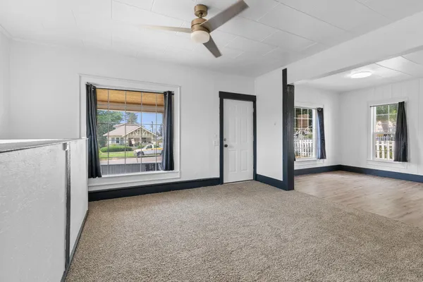 $275,000 | 242 South Broadway Street, Tekoa, WA 99033