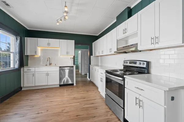 $275,000 | 242 South Broadway Street, Tekoa, WA 99033