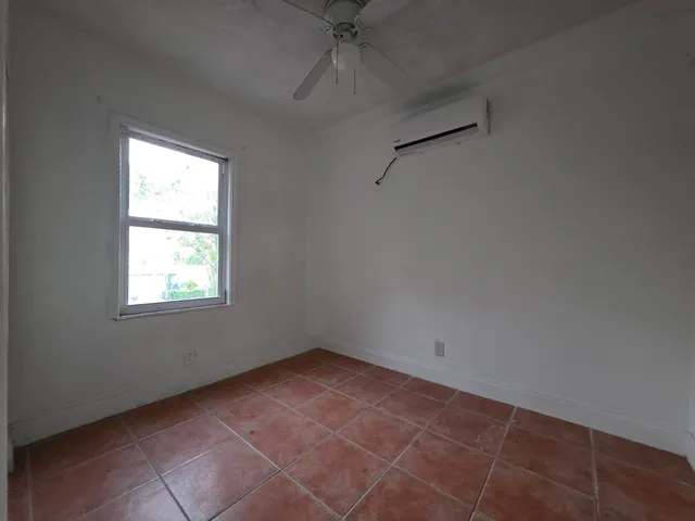 $1,650 | 803 Selkirk Street, West Palm Beach, FL 33405