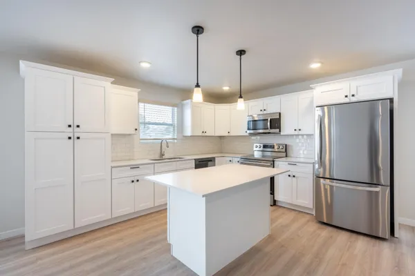 $3,175 | 2320 Anchor Avenue, Traverse City, MI 49686
