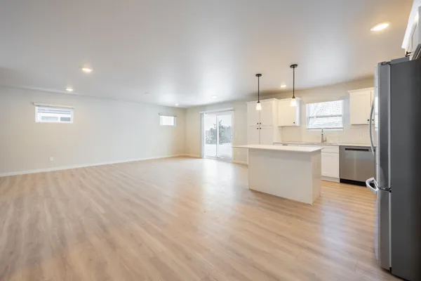 $3,175 | 2320 Anchor Avenue, Traverse City, MI 49686